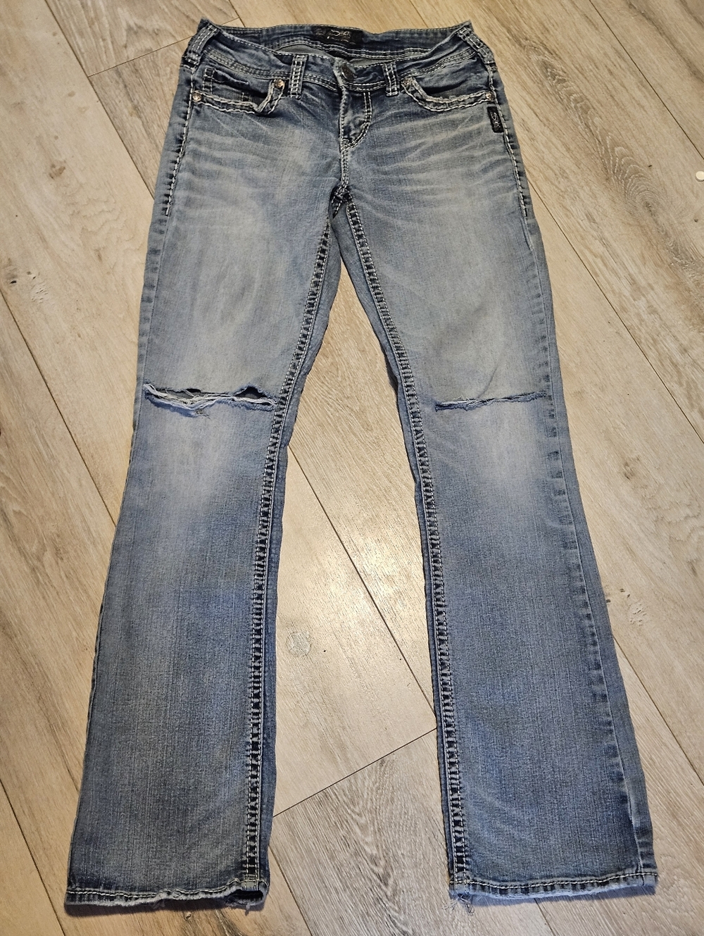 Silver Jeans Aiko Mid Bootcut Distressed Jeans Women's W26/L33 Thick Stitch